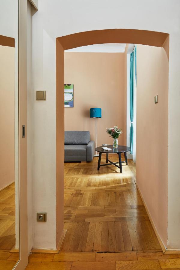 Days - Cozy Flat In The Old Town Appartamento Praga
